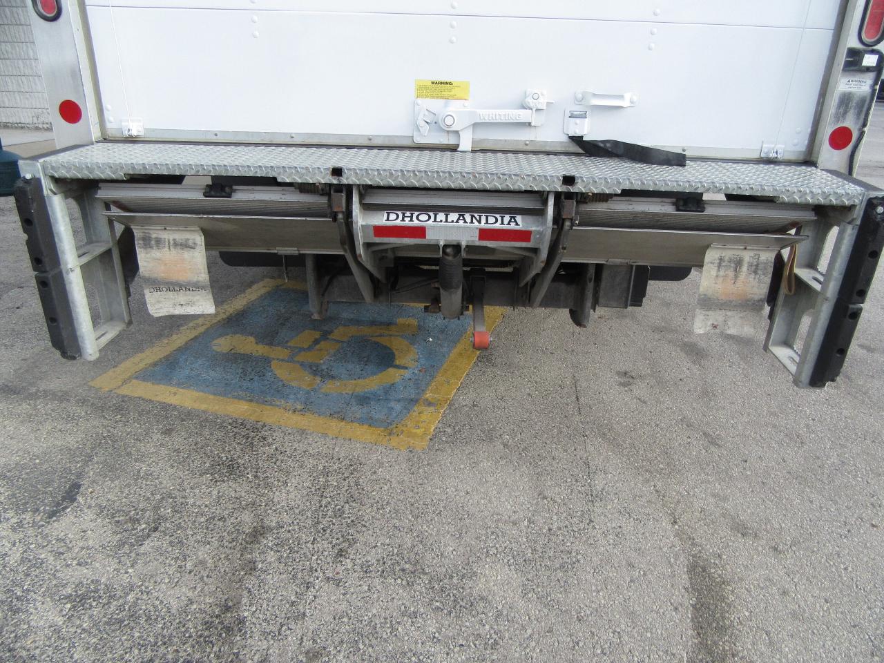 2018 Ford Super Duty E-450 DRW 18FT CUBE VAN BOX & POWER LIFTGATE & RAMP Photo