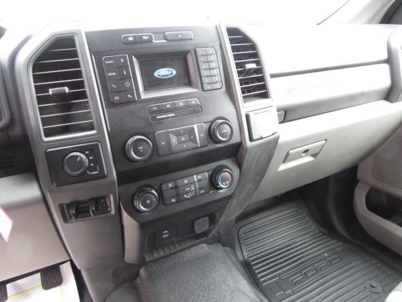 2020 Ford F-550 DIESEL CREW 4X4 NEW SERVICE/UTILITY BODY & CRANE Photo