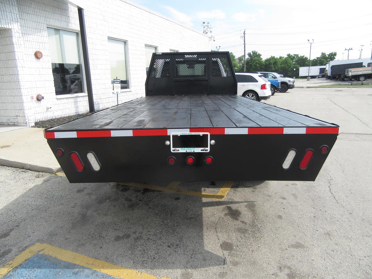 2024 RAM 5500 DIESEL REGULAR CAB WITH 16 FT WOOD FLAT DECK Photo3