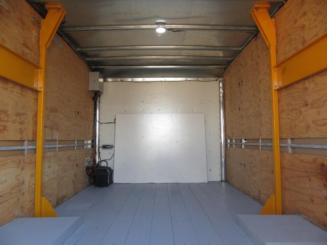 2019 Ford Super Duty E-450 DRW RH-38 LADDER BUCKET & CUSTOM ALUMINUM BOX Photo3