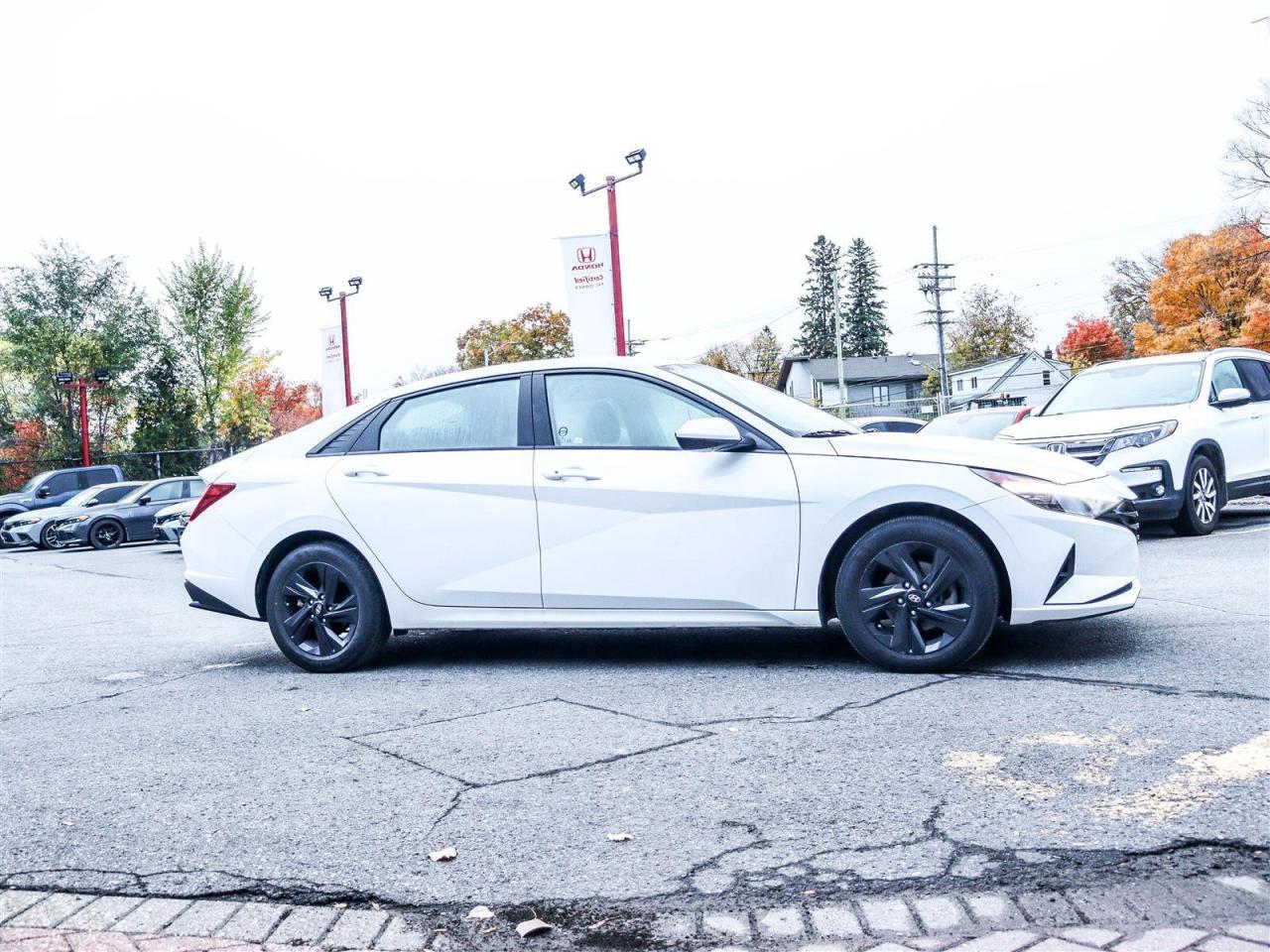 2023 Hyundai Elantra Preferred BLUETOOTH APPLE CARPLAY/ ANDROID AUTO Photo