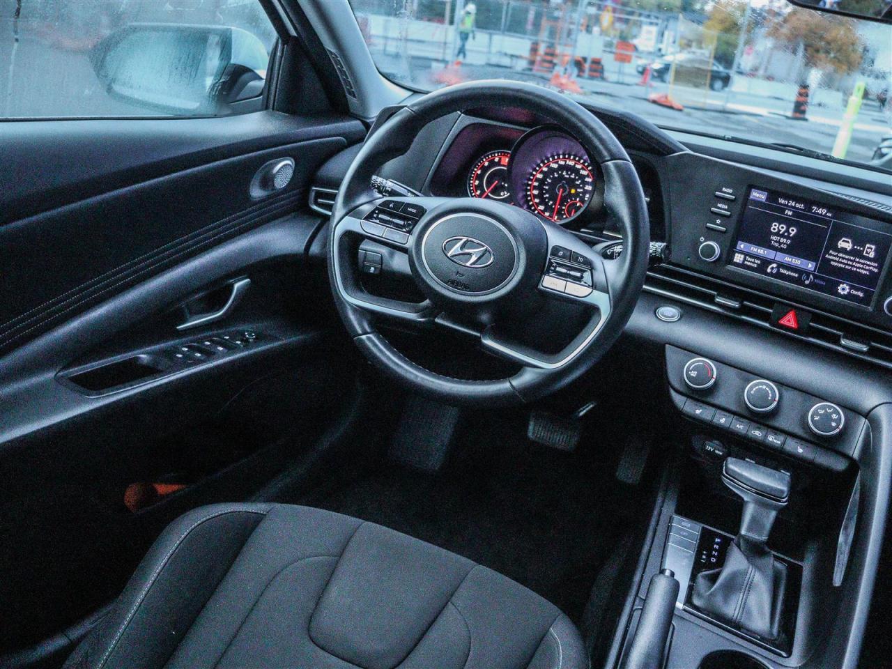 2023 Hyundai Elantra Preferred BLUETOOTH APPLE CARPLAY/ ANDROID AUTO Photo