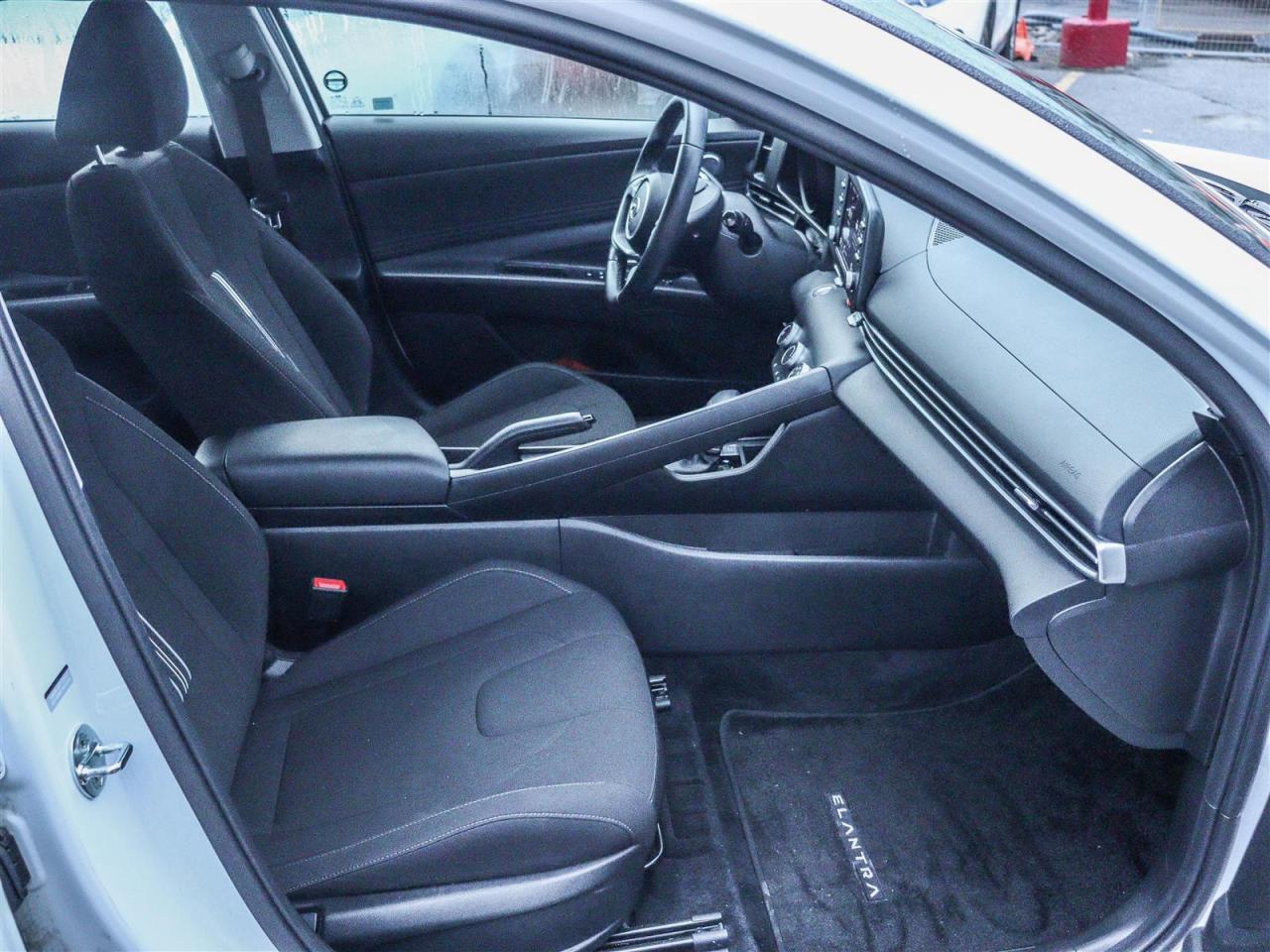 2023 Hyundai Elantra Preferred BLUETOOTH APPLE CARPLAY/ ANDROID AUTO Photo