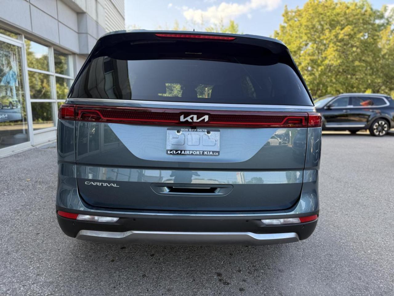 2023 Kia Carnival EX FWD Photo