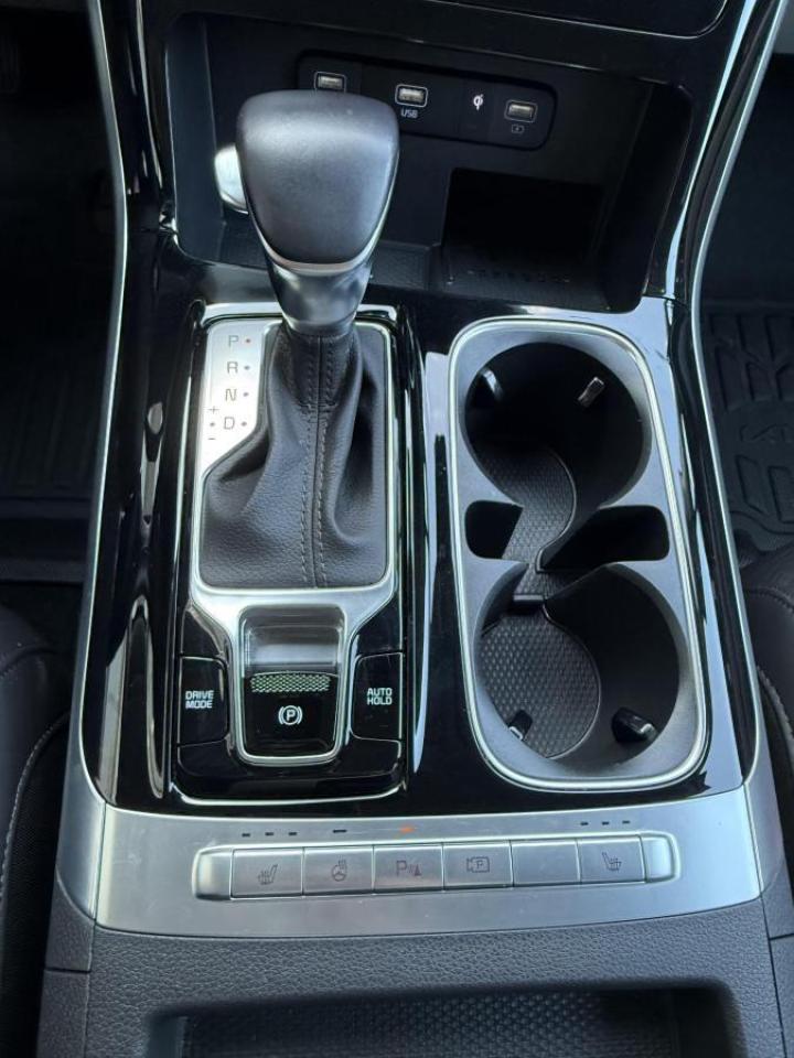 2023 Kia Carnival EX FWD Photo