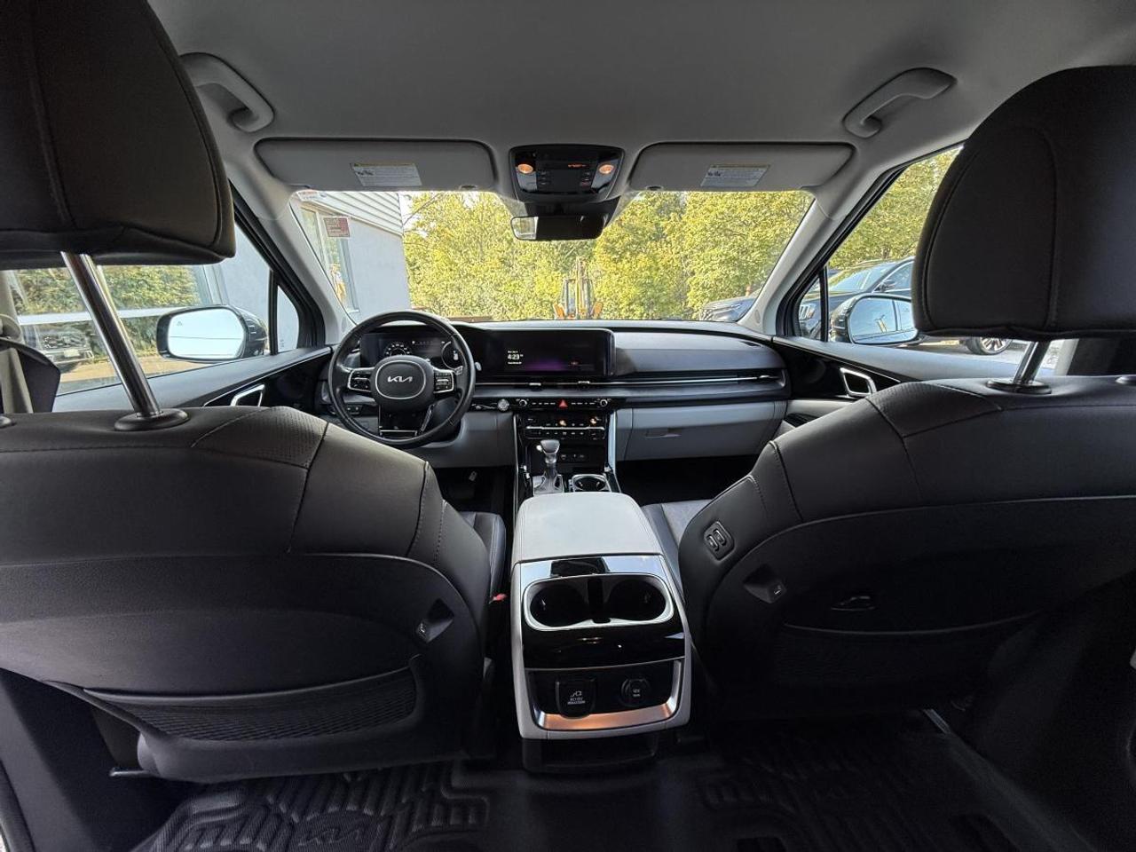 2023 Kia Carnival EX FWD Photo