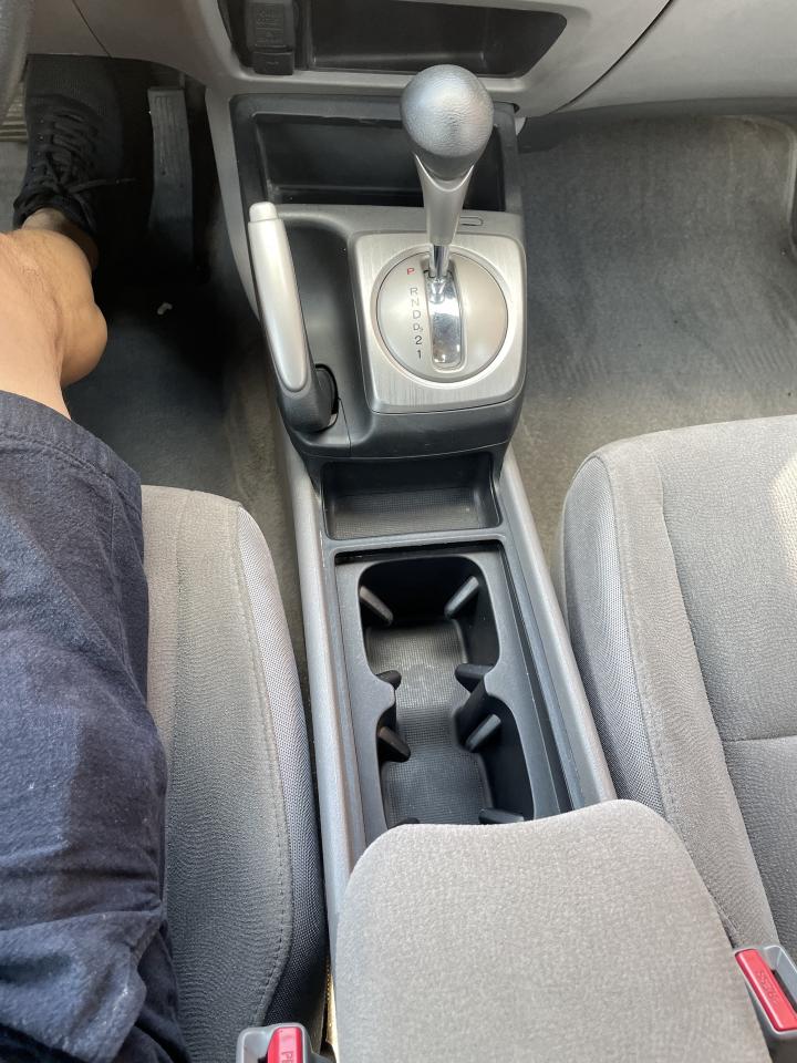 2008 Honda Civic 4dr Auto LX AC POWER OPTIONS LOW KM Photo