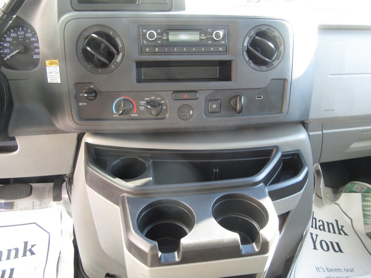 2023 Ford E-450 CUBE VAN 16FT HIGH BOX & NEW POWER LIFTGATE Photo