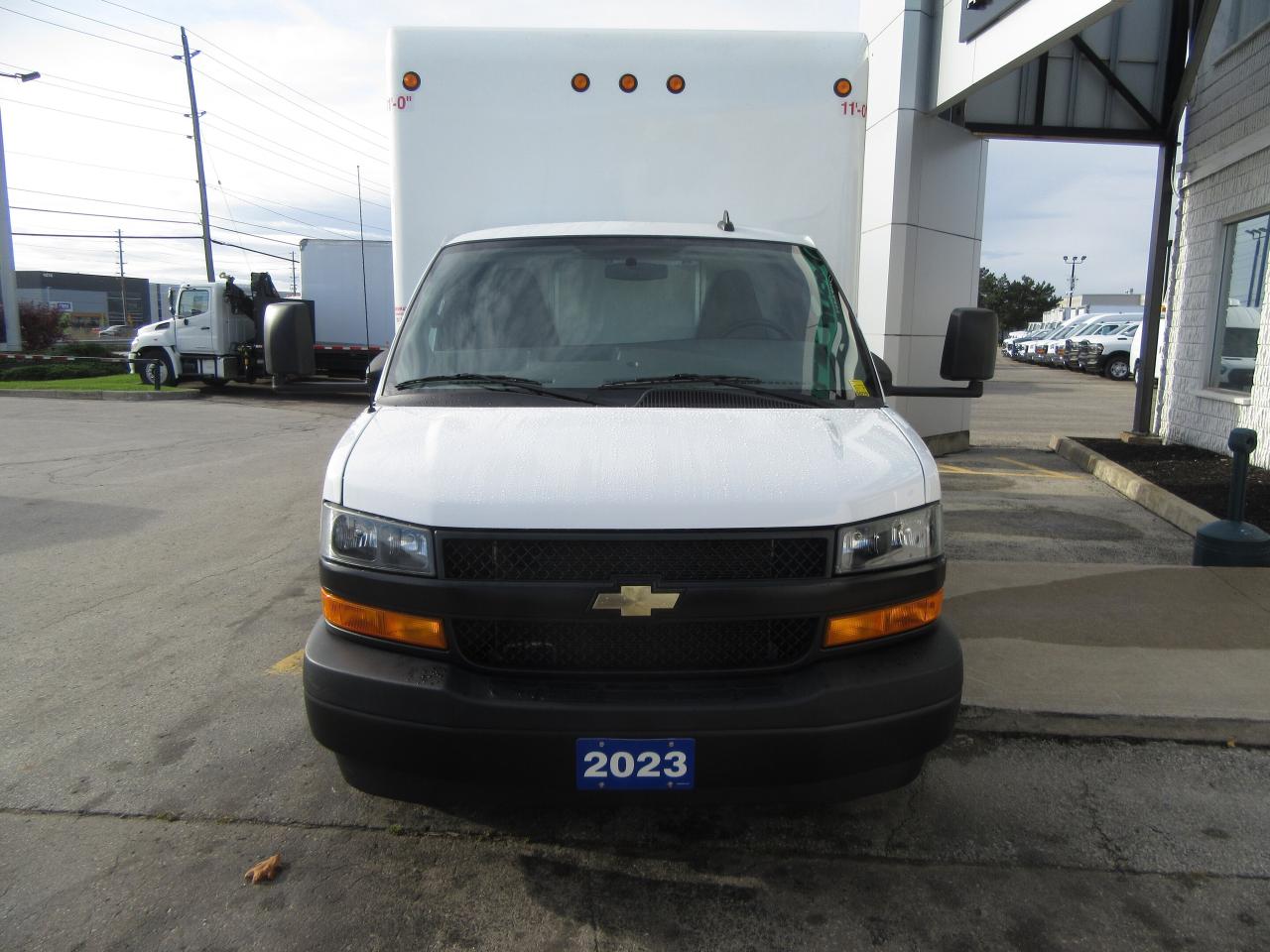 2023 Chevrolet Express 3500 16FT HIGH BOX CUBE VAN POWER LIFTGATE Photo