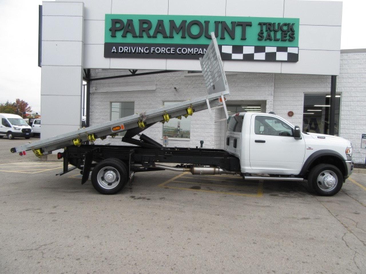 2024 Dodge RAM 5500 DIESEL 4X4 REG CAB 16 FT LUMBER DUMPING FLAT DECK Photo3