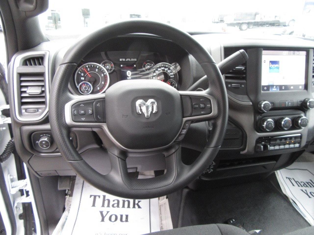 2024 Dodge RAM 5500 DIESEL 4X4 REG CAB 16 FT LUMBER DUMPING FLAT DECK Photo