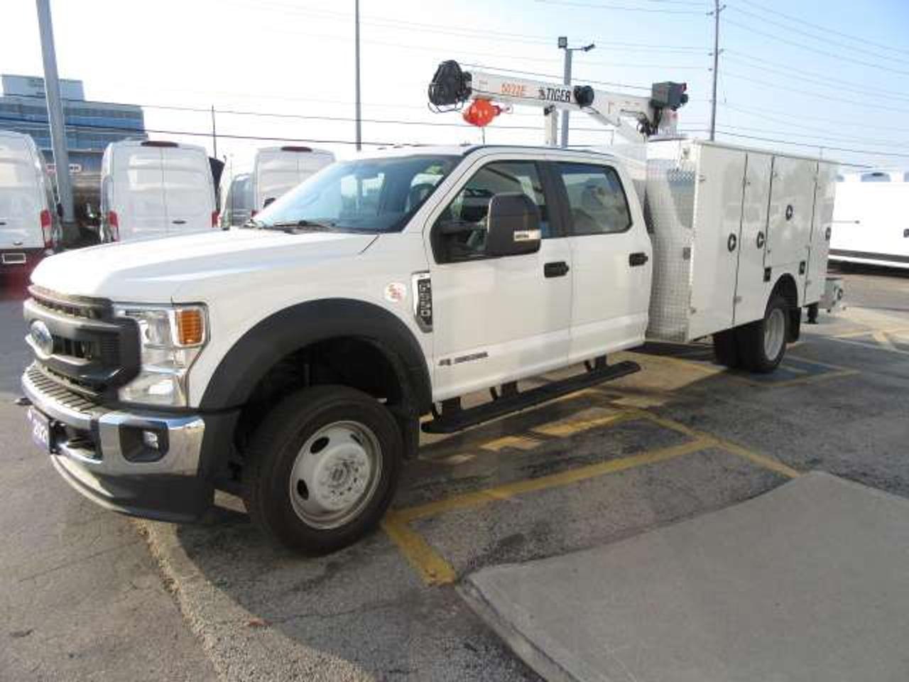 2021 Ford F-550 DIESEL CREW 4X4 WITH NEW SERVICE / UTILITY BODY Photo