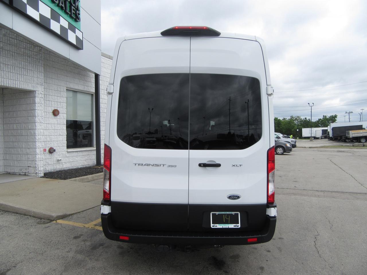 2023 Ford Transit Van T-350 EL HIGH ROOF 15 PASSENGER ALL WHEEL DRIVE Photo4