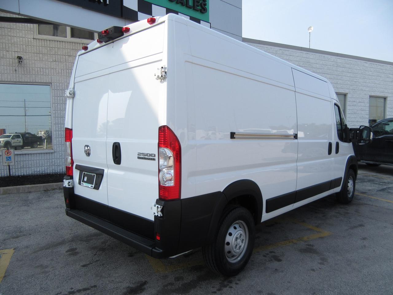 2023 RAM ProMaster 159 WB HIGH ROOF CARGO VAN 3 PASSENGER Photo3