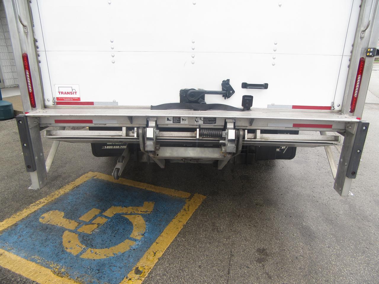 2024 Ford E-450 16FT ALUMINUM HIGH BOX POWER LIFTGATE Photo3