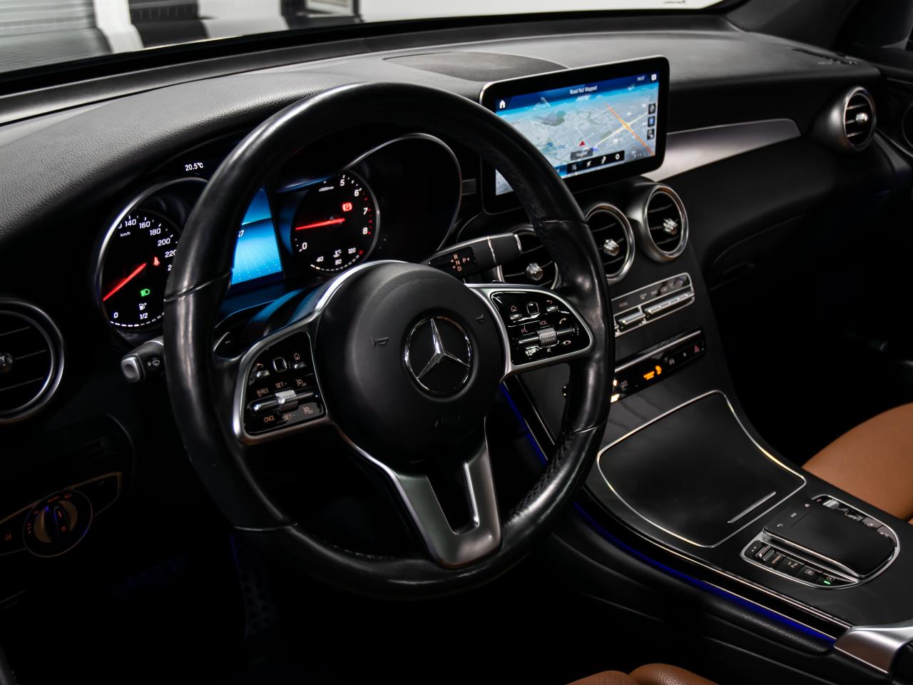 2022 Mercedes-Benz GLC GLC 300 4MATIC AMG PKG BRWON INT NAVI REAR CAMERA Photo