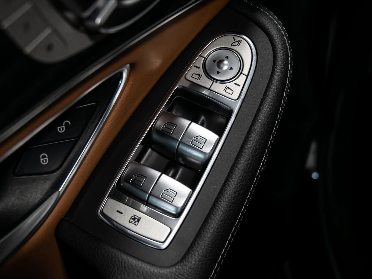 2022 Mercedes-Benz GLC GLC 300 4MATIC AMG PKG BRWON INT NAVI REAR CAMERA Photo