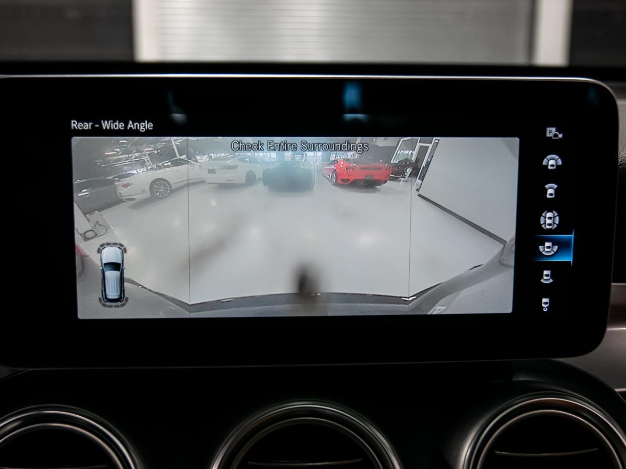 2022 Mercedes-Benz GLC GLC 300 4MATIC AMG PKG BRWON INT NAVI REAR CAMERA Photo