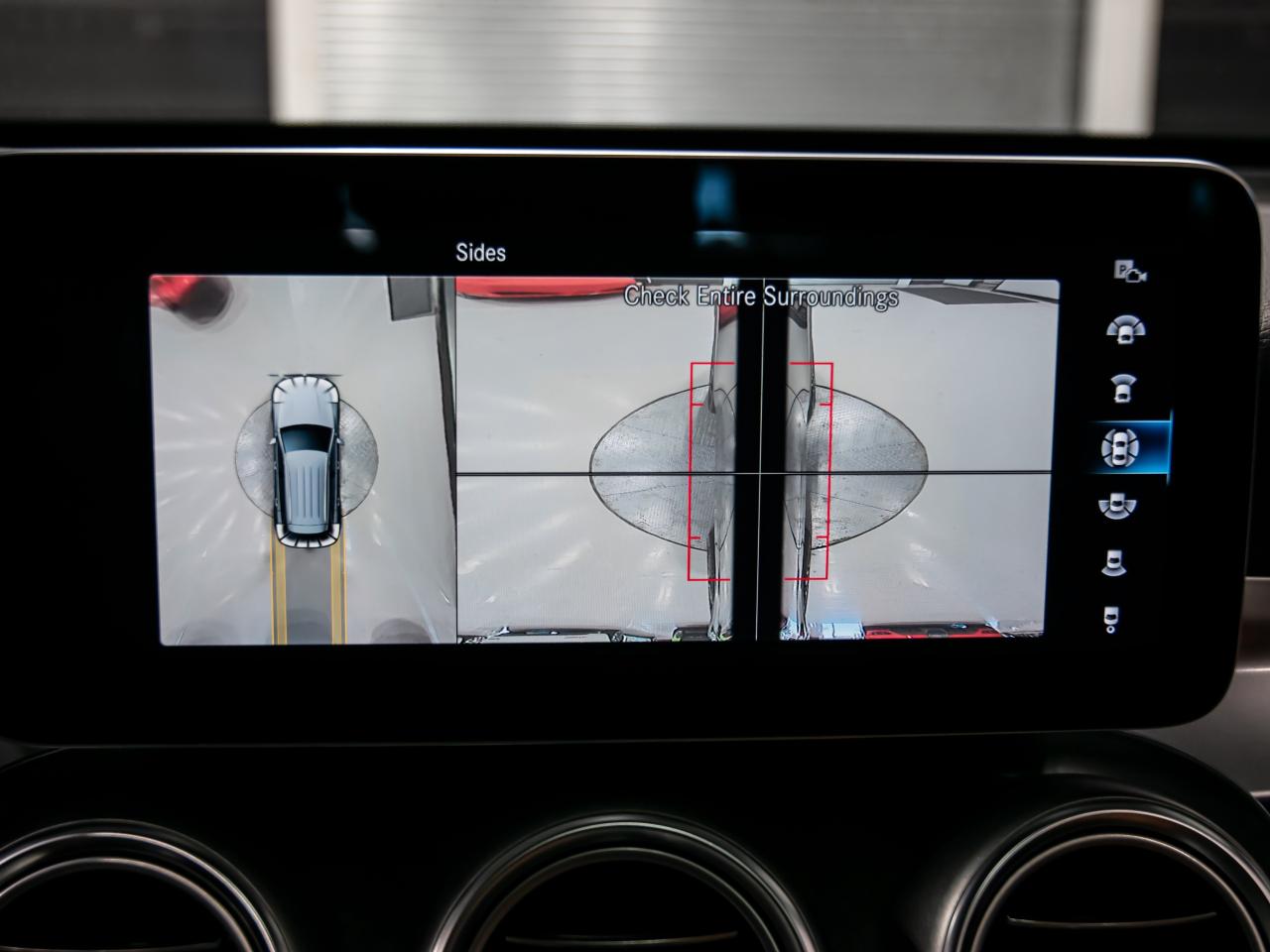 2022 Mercedes-Benz GLC GLC 300 4MATIC AMG PKG BRWON INT NAVI REAR CAMERA Photo