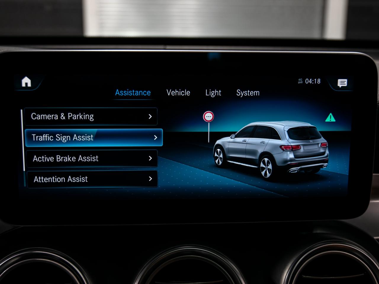 2022 Mercedes-Benz GLC GLC 300 4MATIC AMG PKG BRWON INT NAVI REAR CAMERA Photo