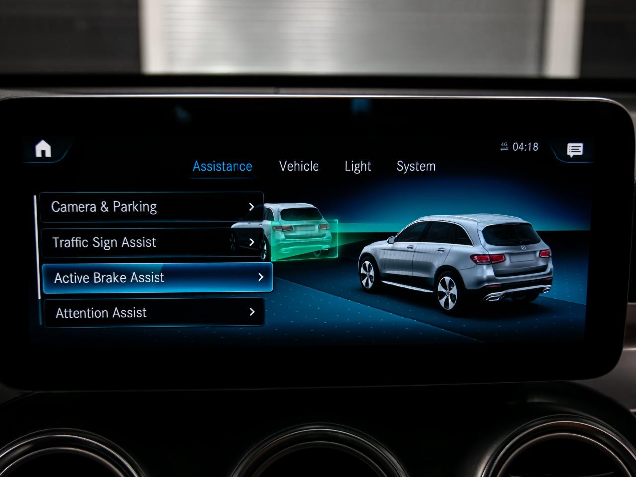 2022 Mercedes-Benz GLC GLC 300 4MATIC AMG PKG BRWON INT NAVI REAR CAMERA Photo