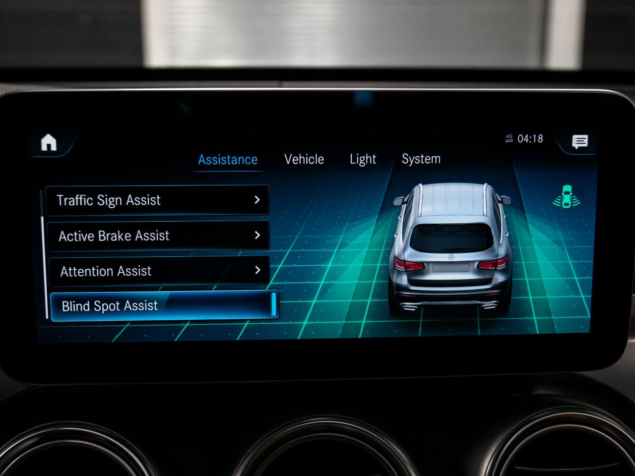 2022 Mercedes-Benz GLC GLC 300 4MATIC AMG PKG BRWON INT NAVI REAR CAMERA Photo