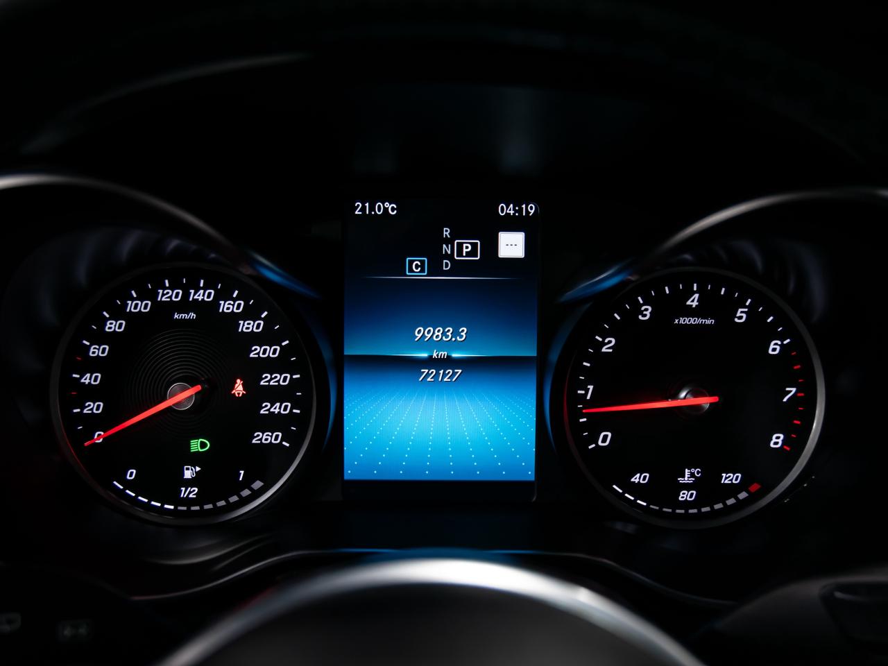 2022 Mercedes-Benz GLC GLC 300 4MATIC AMG PKG BRWON INT NAVI REAR CAMERA Photo