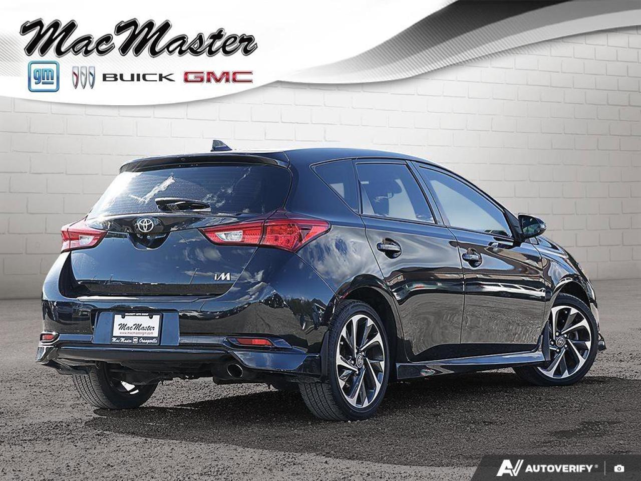 2018 Toyota Corolla iM HATCHBACK, MANUAL, HEATED CLOTH, CLIMATE, ALLOYS, Photo