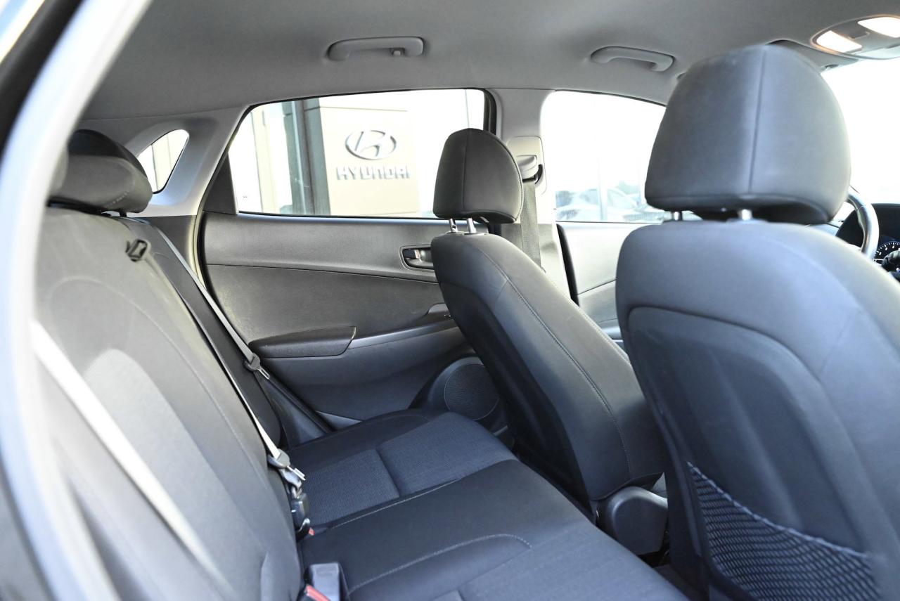 2022 Hyundai KONA Preferred Photo