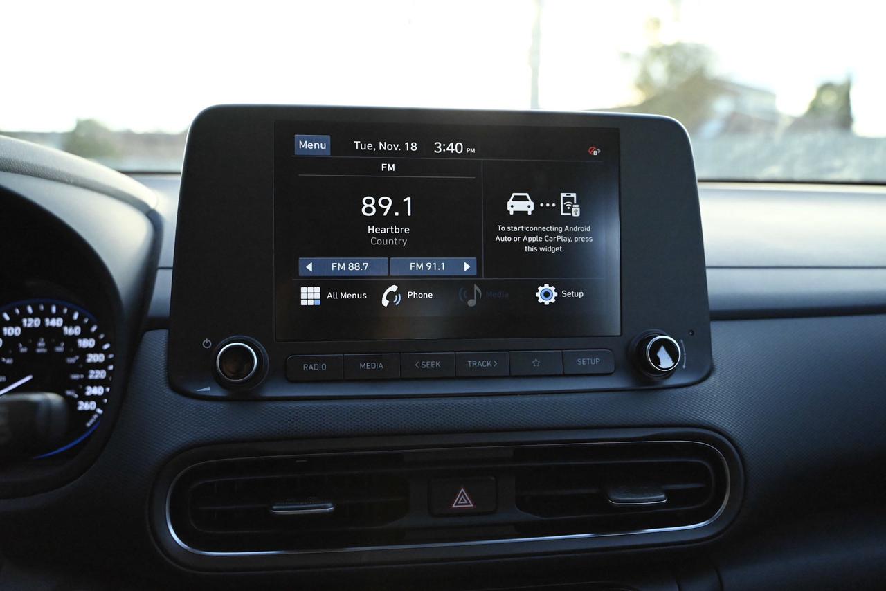 2022 Hyundai KONA 2.0L Preferred AWD/ 1-owner/ fully Certified Photo