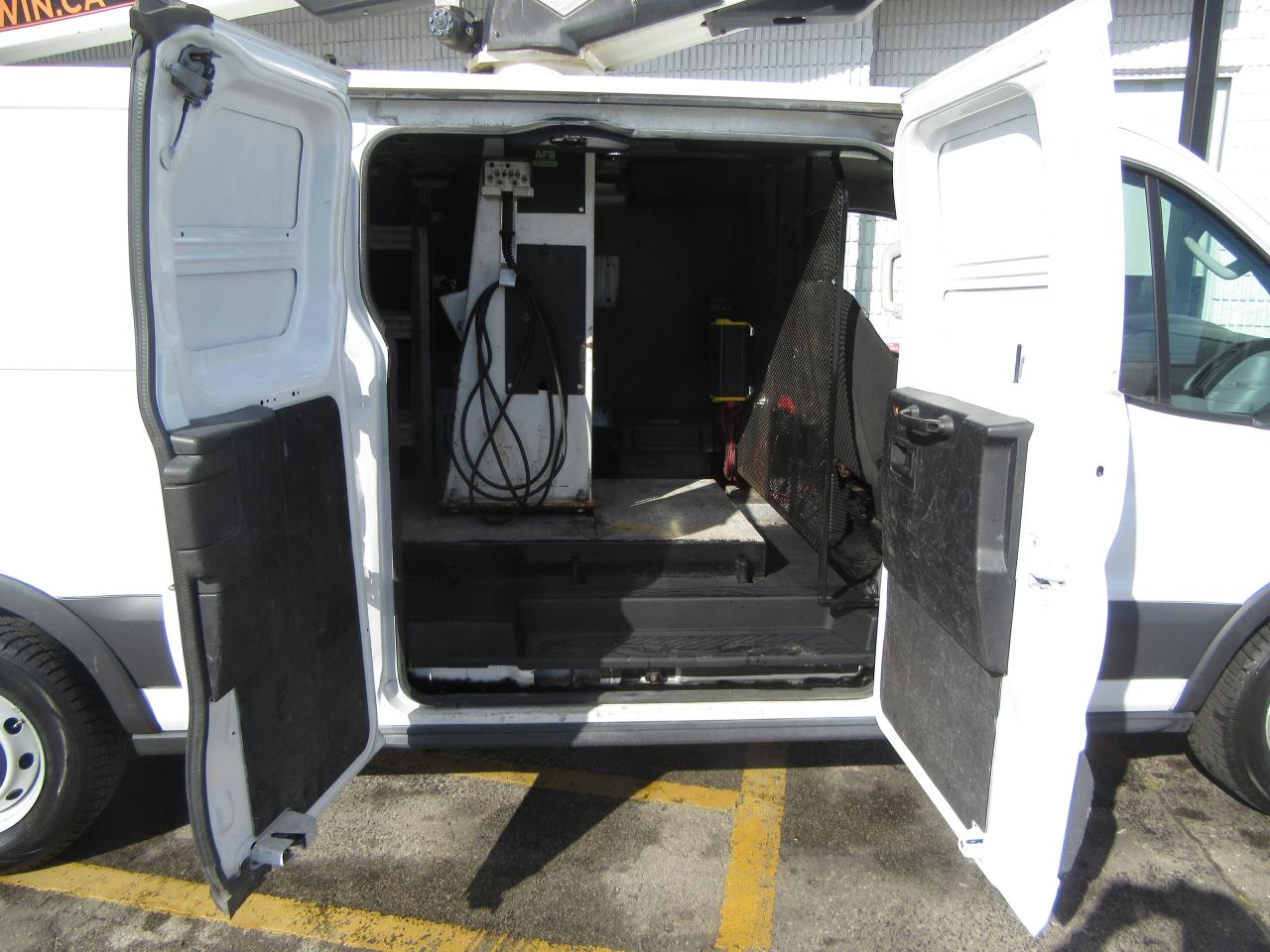 2018 Ford Transit T-350 VERSALIFT BUCKET PACKAGE Photo2