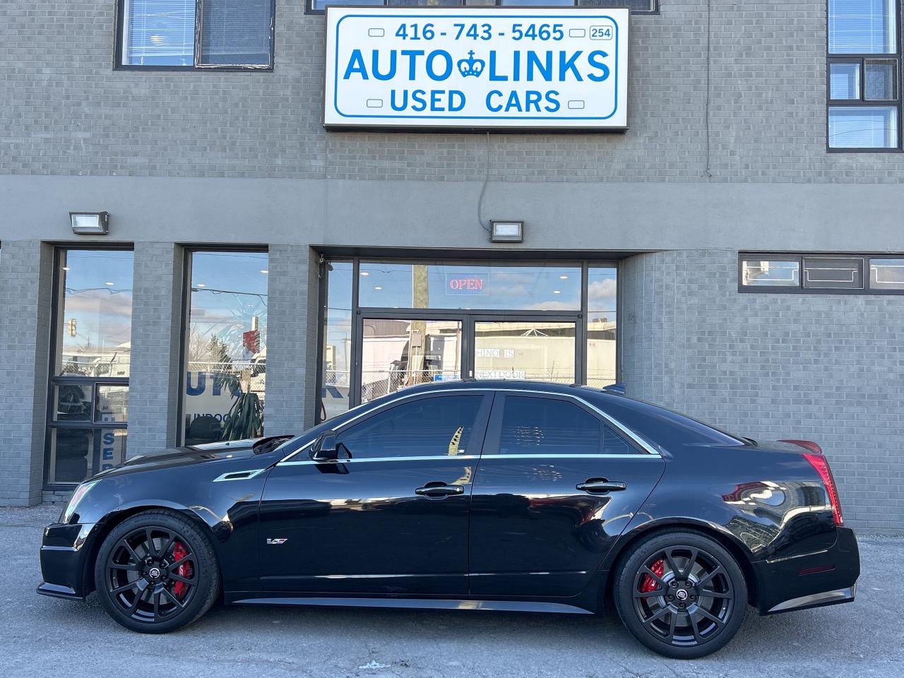 2013 Cadillac CTS-V 556HP   NAVI   MOONROOF   ONLY 62K Photo3
