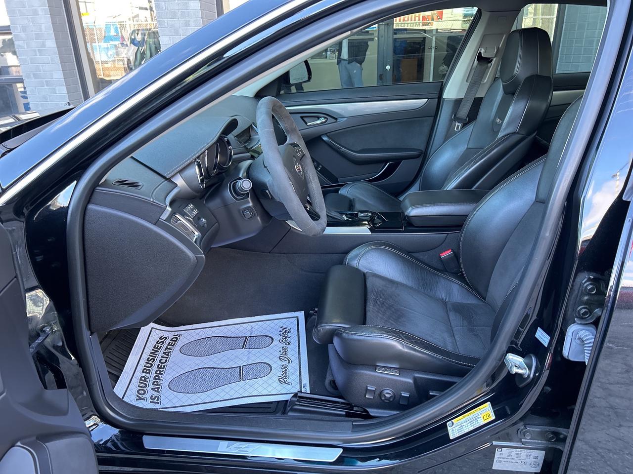 2013 Cadillac CTS-V 556HP   NAVI   MOONROOF   ONLY 62K Photo