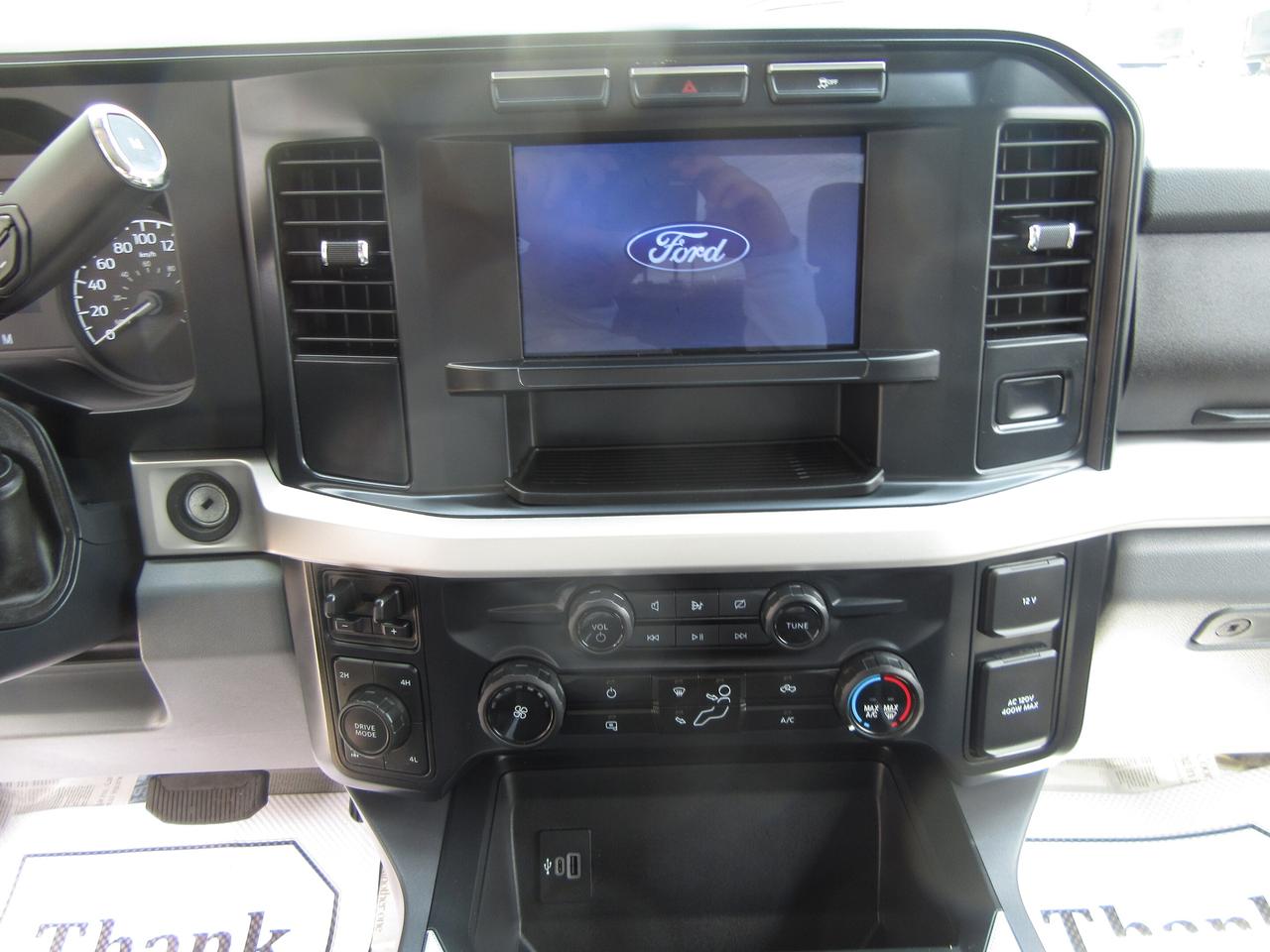 2024 Ford F-250 CREW CAB XLT 4X4 8FT LONG BOX Photo