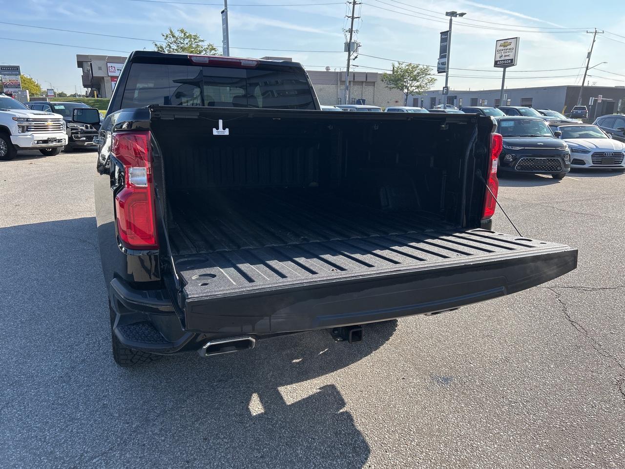 2024 Chevrolet Silverado 1500 4WD Crew Cab 147  LT Trail Boss Photo