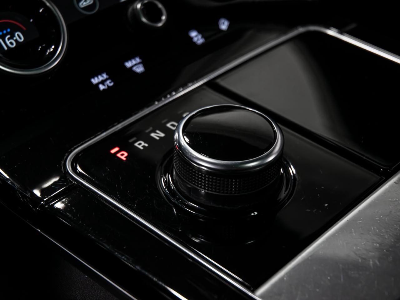 2019 Land Rover Range Rover Velar P300 R-DYNAMIC SE BLIND SPOTS NAVI REAR CAMERA Photo