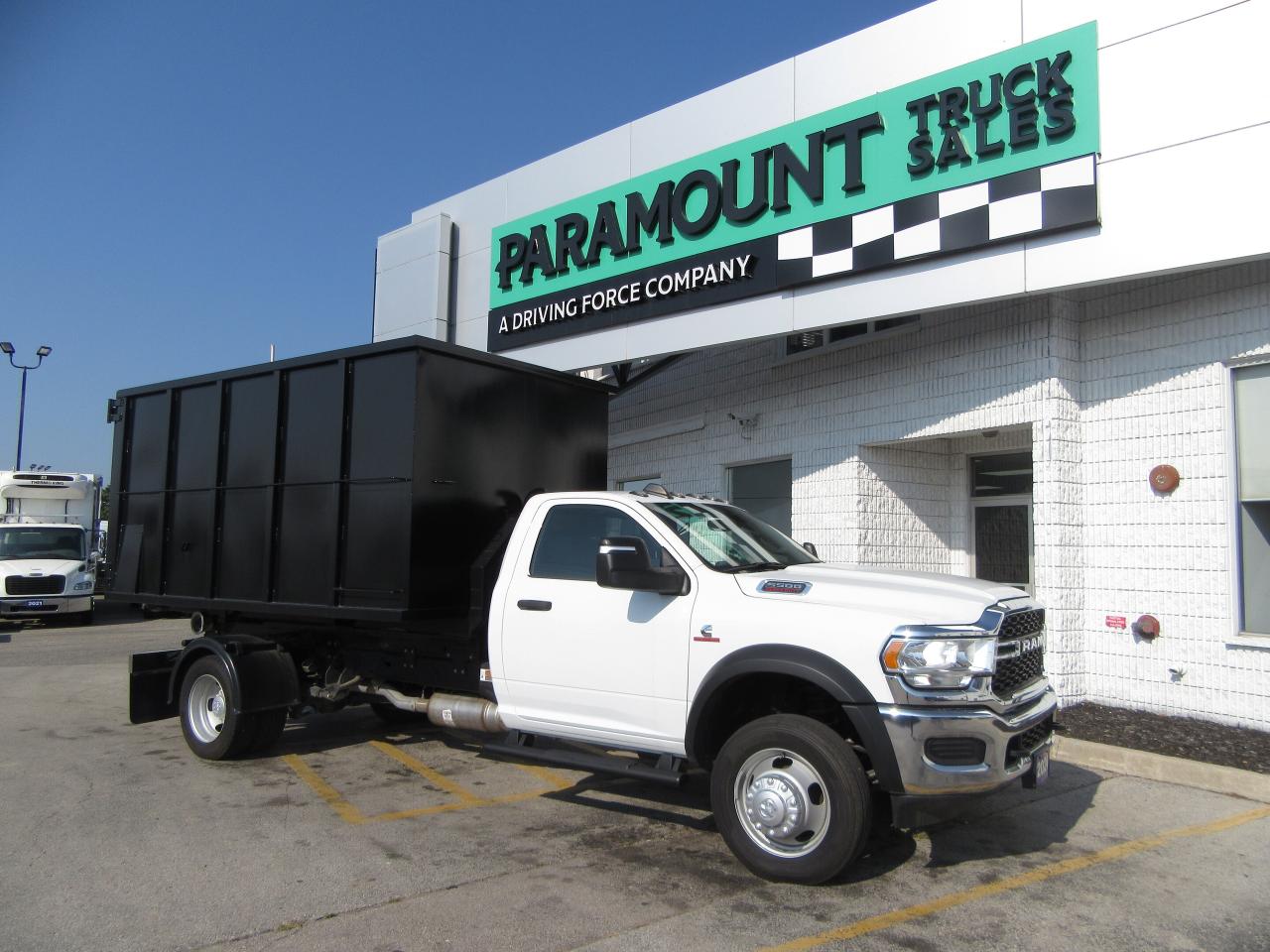 2024 Dodge RAM 5500 DIESEL REG CAB 4X4 NEW SWAPLOADER HOOK LIFT / BIN Photo