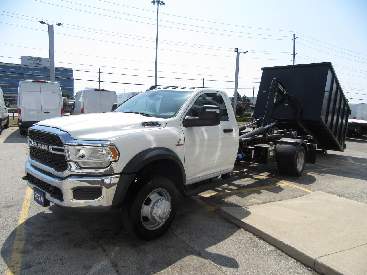 2024 Dodge RAM 5500 DIESEL REG CAB 4X4 NEW SWAPLOADER HOOK LIFT / BIN Photo