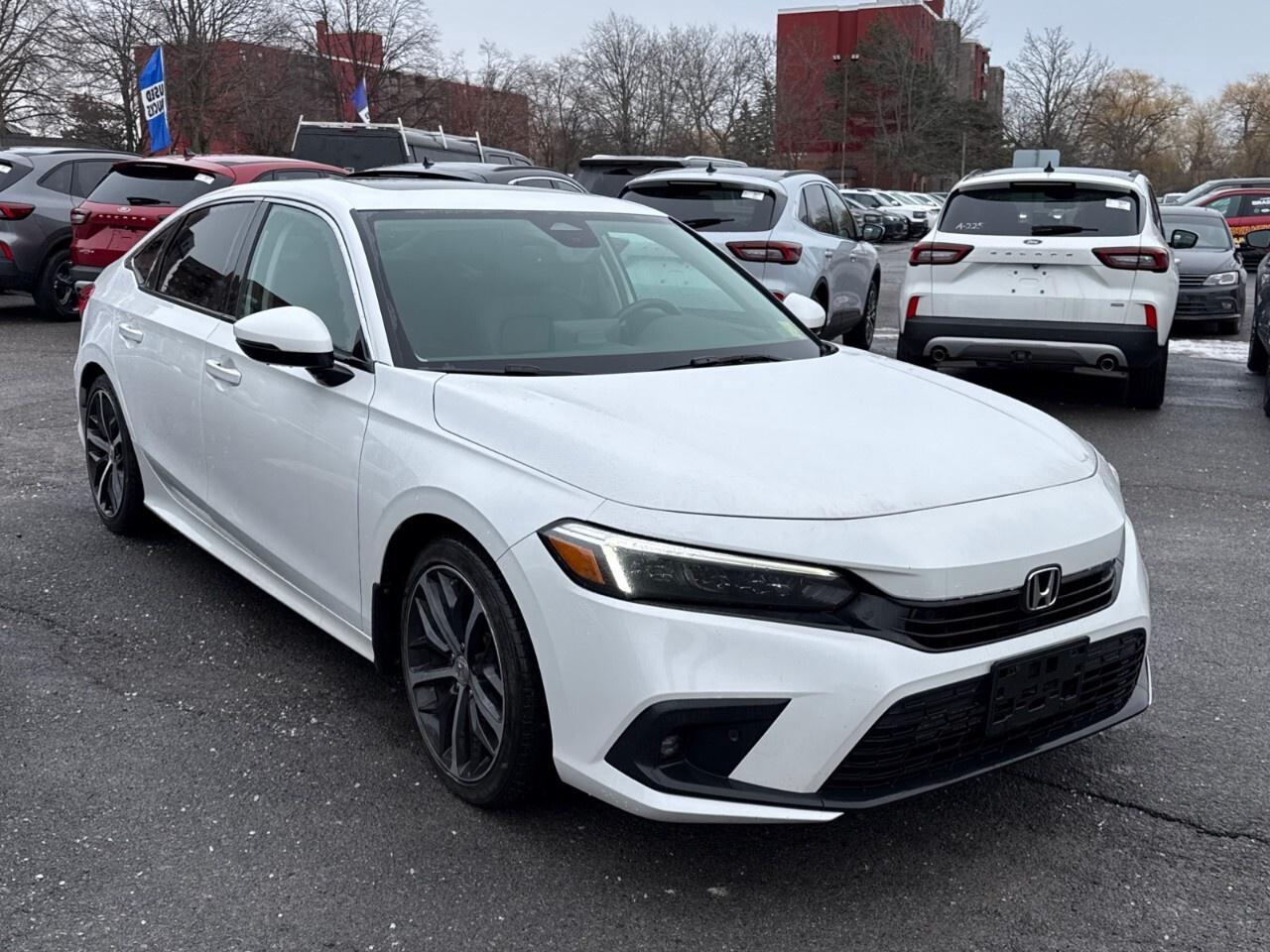 2022 Honda Civic Sedan TOURING   SUNROOF   LEATHER Photo