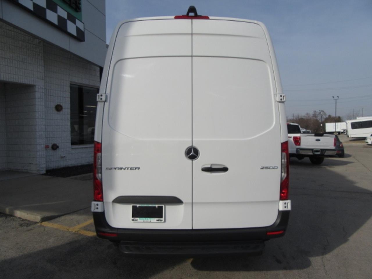 2022 Mercedes-Benz Sprinter Cargo Van 2500 DIESEL 3 PASSENGER HIGH ROOF Photo