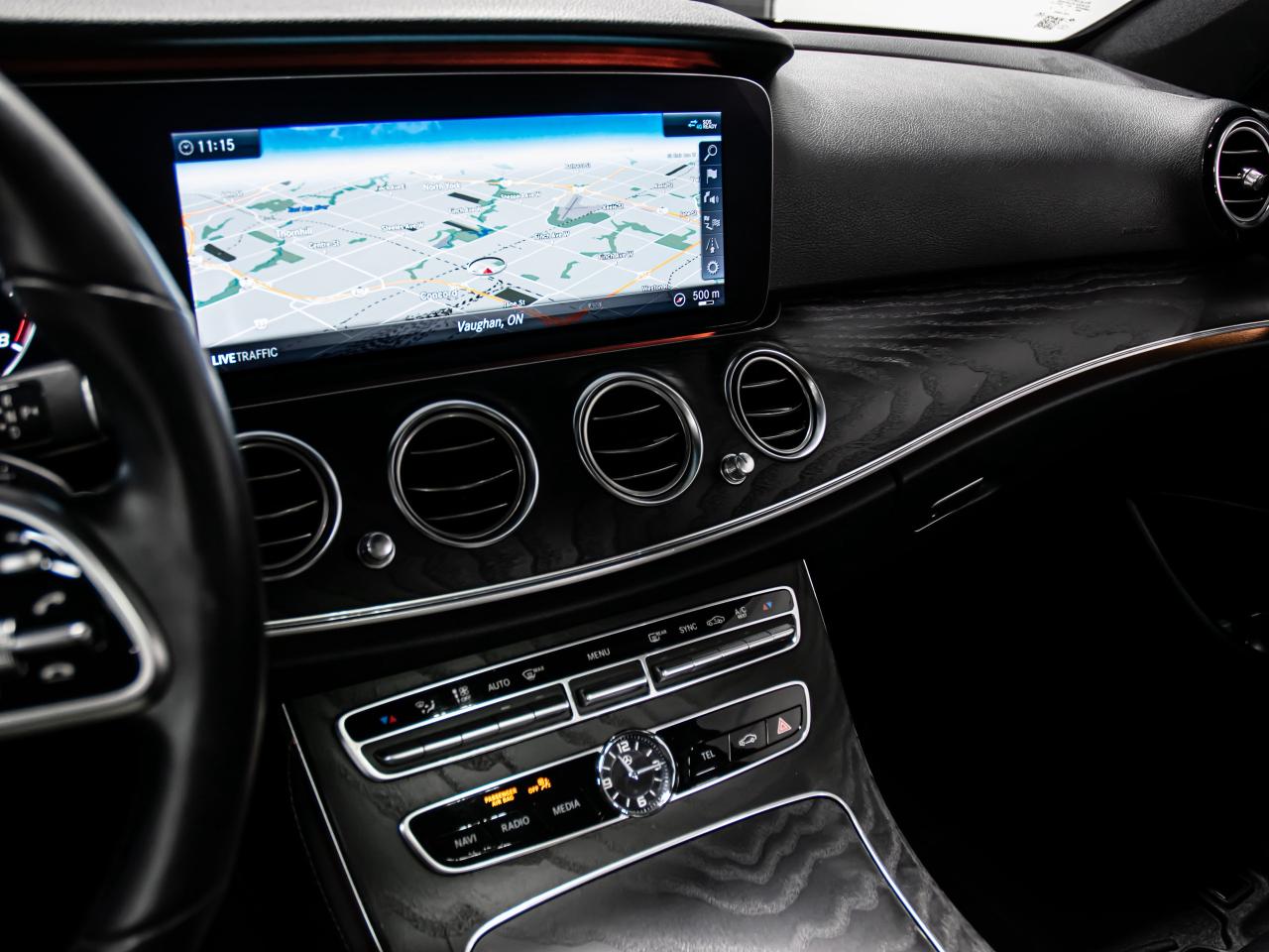 2020 Mercedes-Benz E-Class E 450 4MATIC HEADS UP BLIND SPOTS NAVI REAR CAM Photo