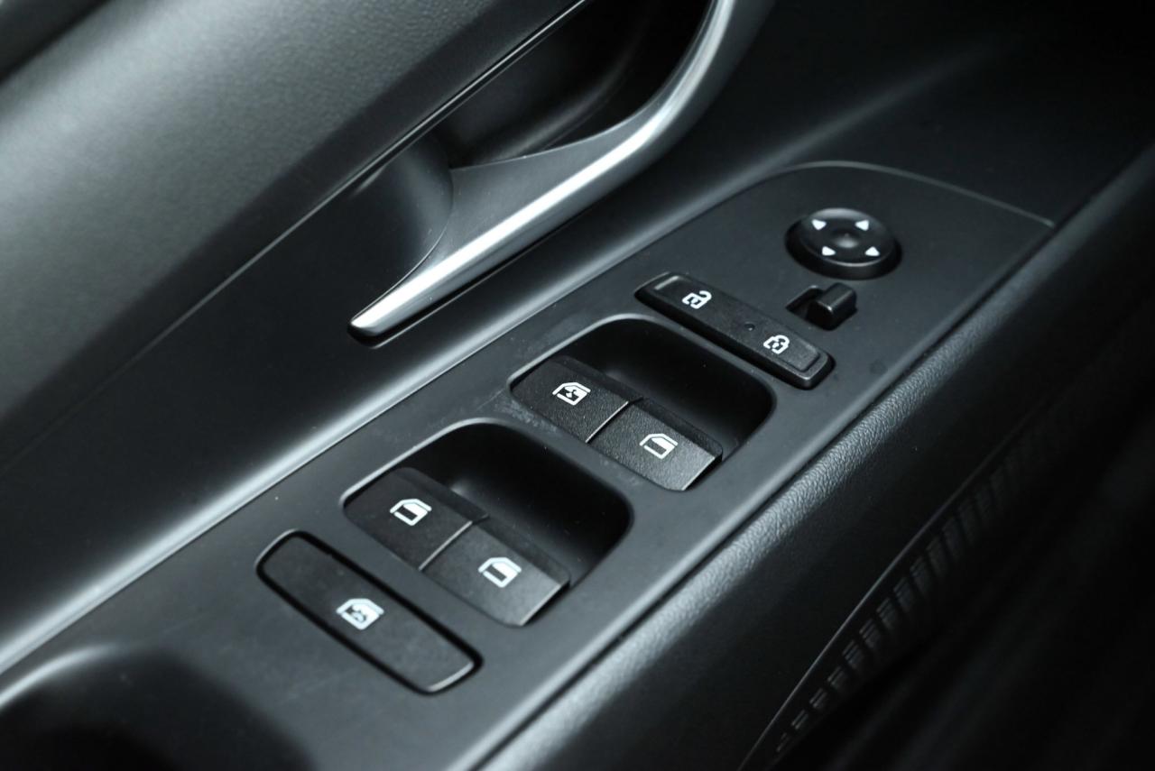 2023 Hyundai Elantra Hybrid Luxury Photo