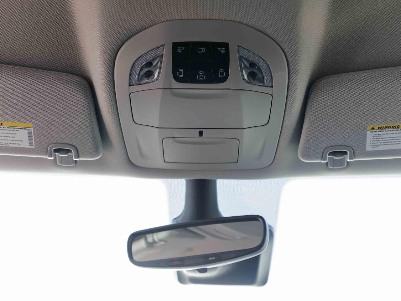 2024 Chrysler Grand Caravan SXT 2WD  Gps SiriusXM Photo