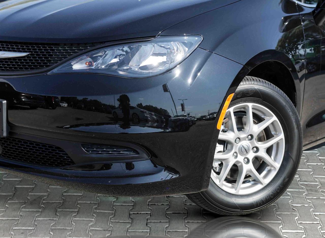 2024 Chrysler Grand Caravan SXT 2WD  Gps SiriusXM Photo4