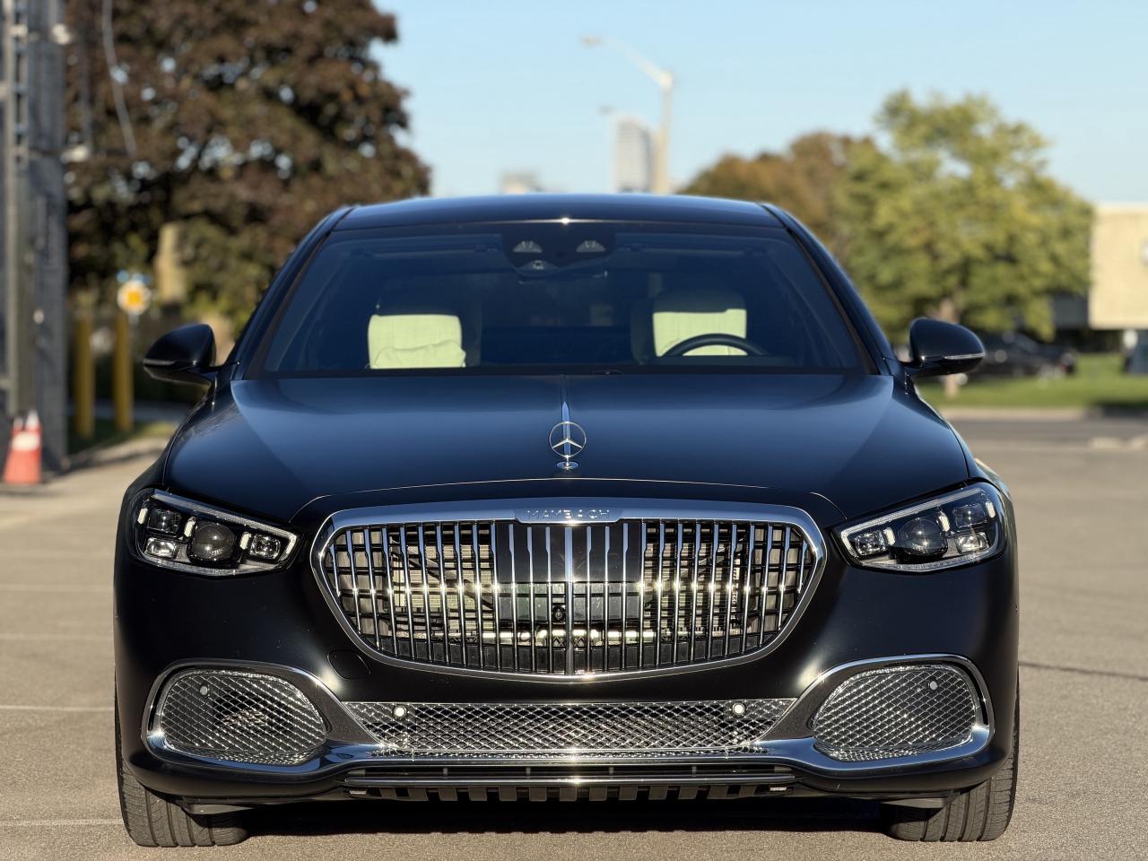 2022 Mercedes-Benz S-Class Maybach S 580 4MATIC Sedan Photo4