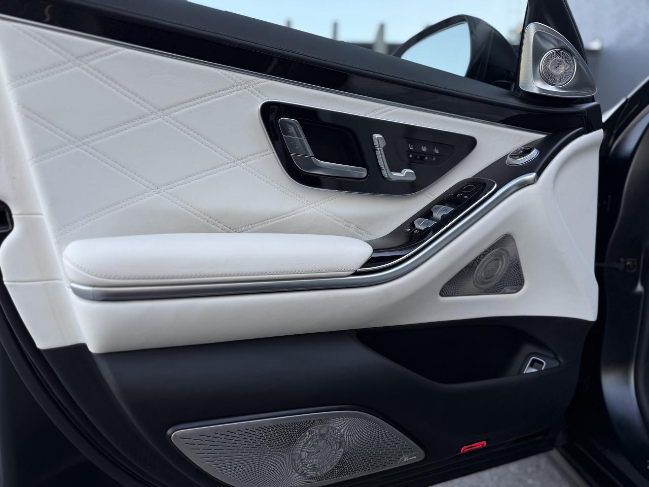 2022 Mercedes-Benz S-Class Maybach S 580 4MATIC Sedan Photo