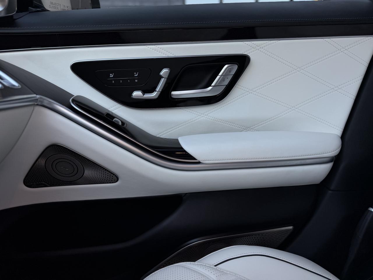 2022 Mercedes-Benz S-Class Maybach S 580 4MATIC Sedan Photo