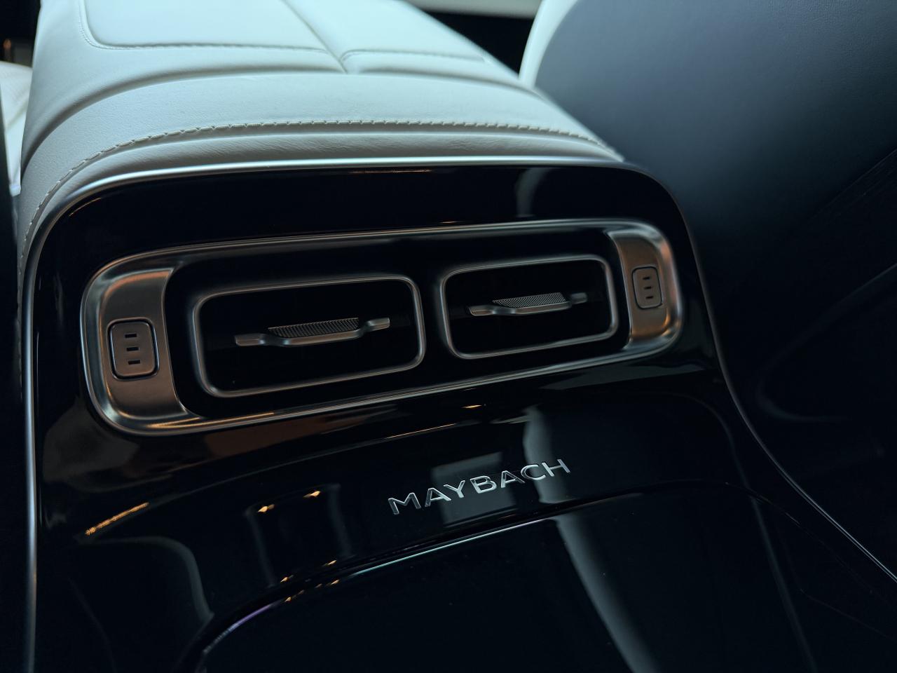 2022 Mercedes-Benz S-Class Maybach S 580 4MATIC Sedan Photo