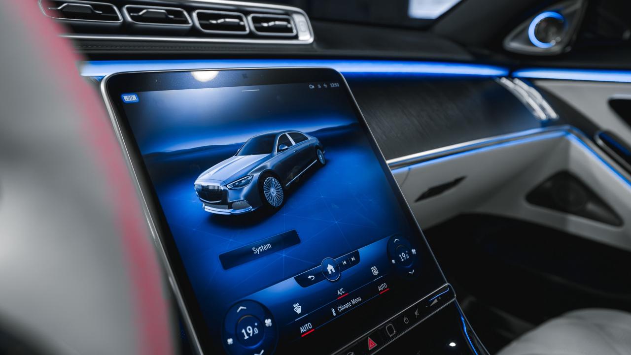 2022 Mercedes-Benz S-Class Maybach S 580 4MATIC Sedan Photo