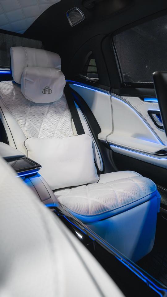 2022 Mercedes-Benz S-Class Maybach S 580 4MATIC Sedan Photo